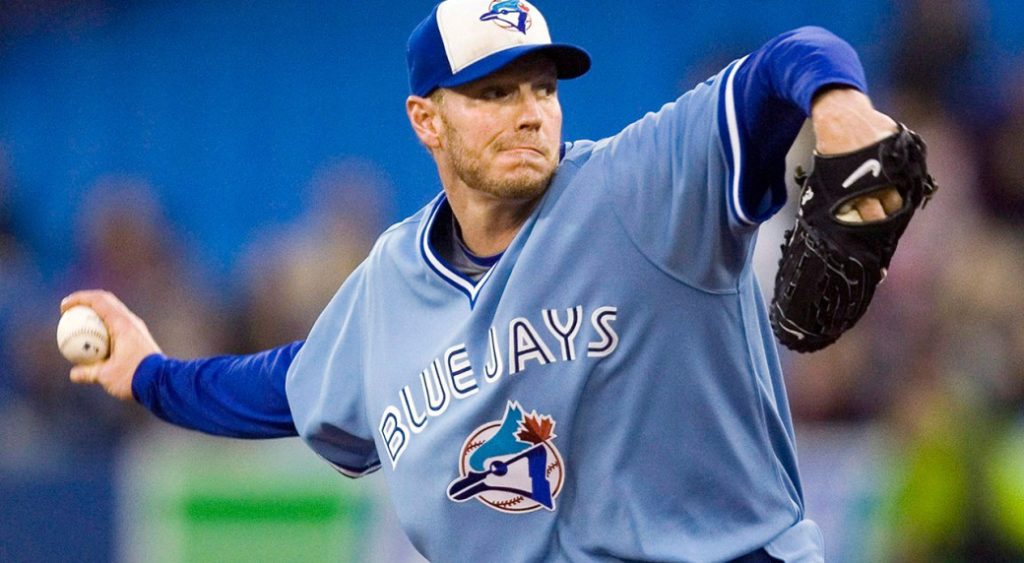 Halladay plans to get back into baseball, possibly with Blue Jays