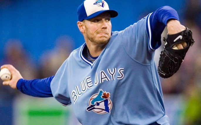 Halladay plans to get back into baseball, possibly with Blue Jays