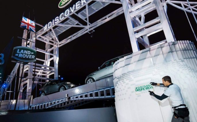 Global launch of the new Land Rover Discovery breaks Guinness World Record